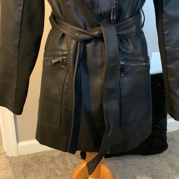 Black Leather Coat w/Removal Faux Fur Collar NEW - Picture 13 of 13